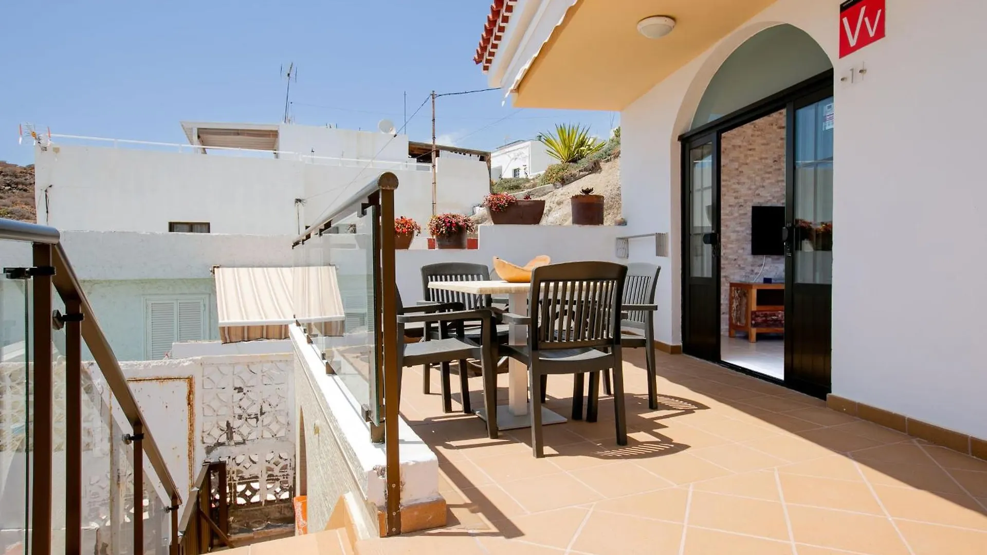 Apartments La Caleta Sunrises 아데제