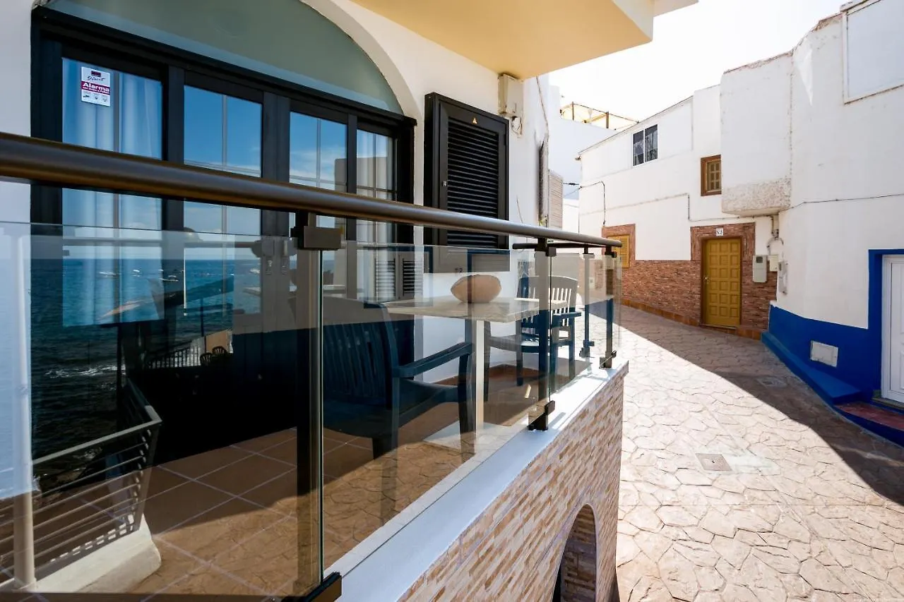 Apartments La Caleta Sunrises 아데제