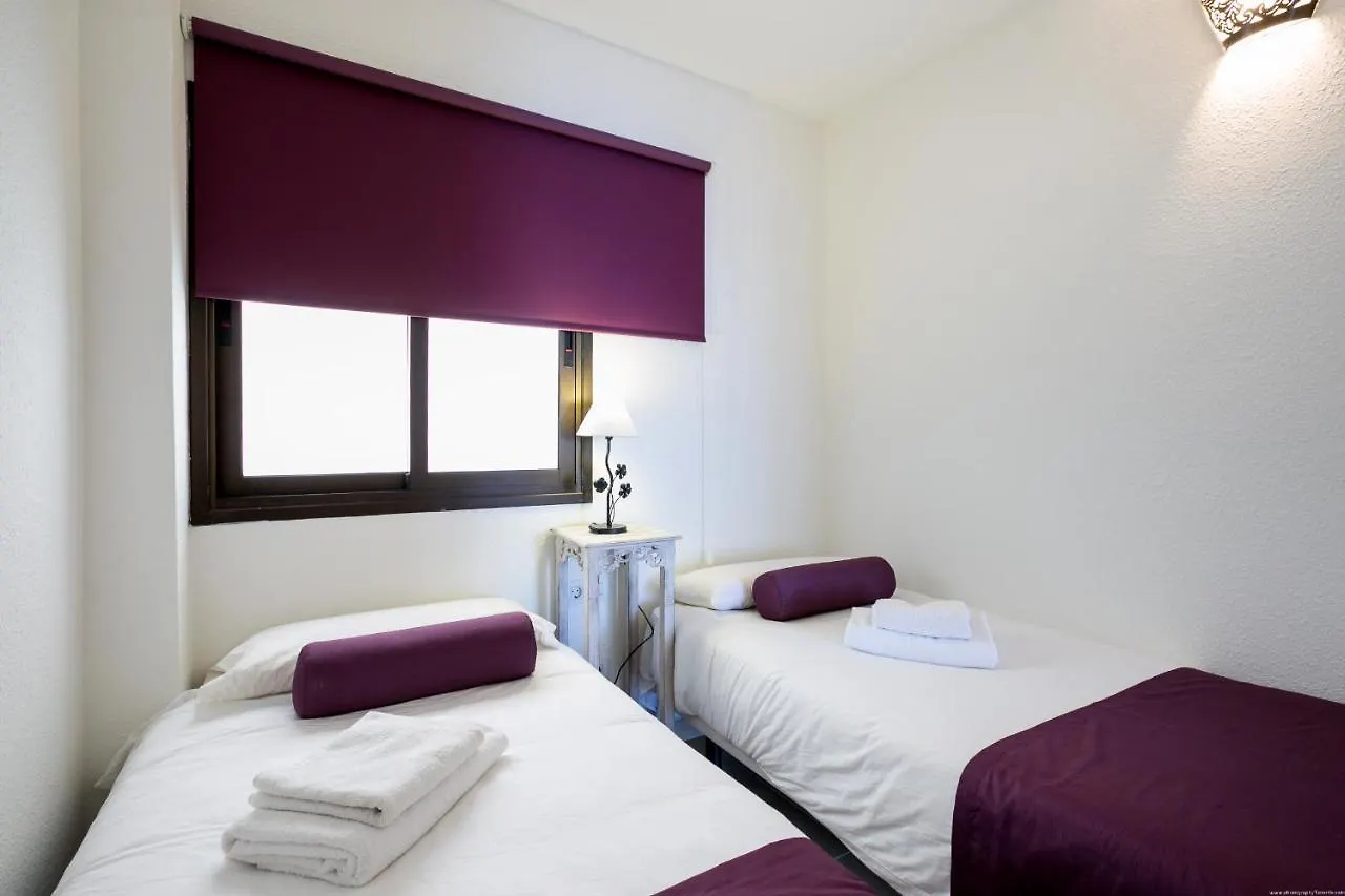 Apartments La Caleta Sunrises 아데제